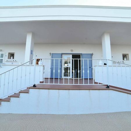 La Caletta Bed And Breakfast Торре-Санта-Сабіна Екстер'єр фото